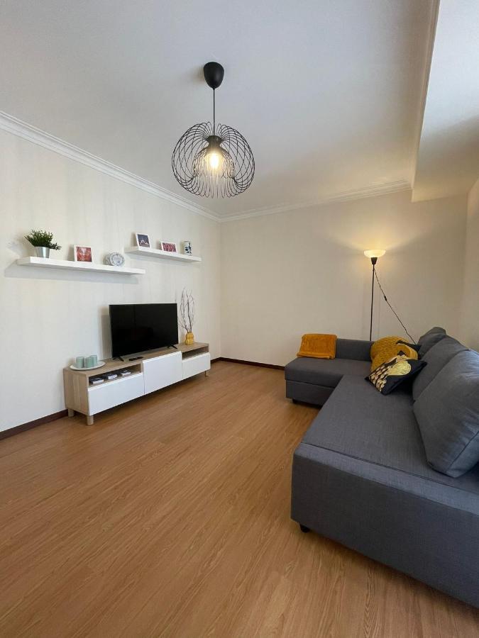 B Apartamentos Castelo เวียนา โด กัสเตโล ภายนอก รูปภาพ