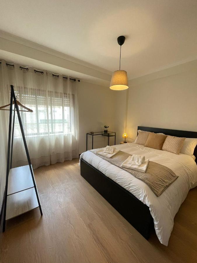 B Apartamentos Castelo เวียนา โด กัสเตโล ภายนอก รูปภาพ