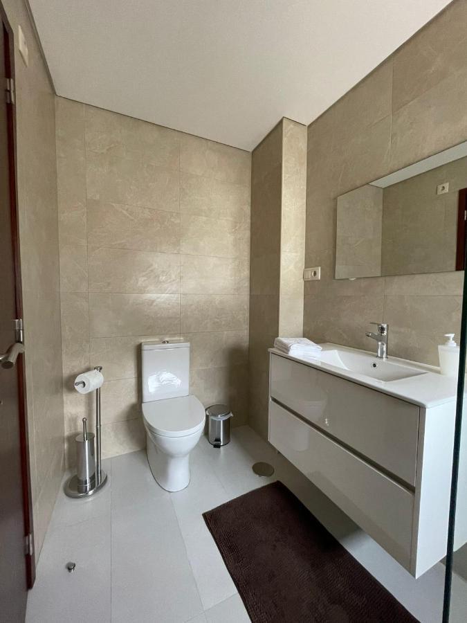 B Apartamentos Castelo เวียนา โด กัสเตโล ภายนอก รูปภาพ